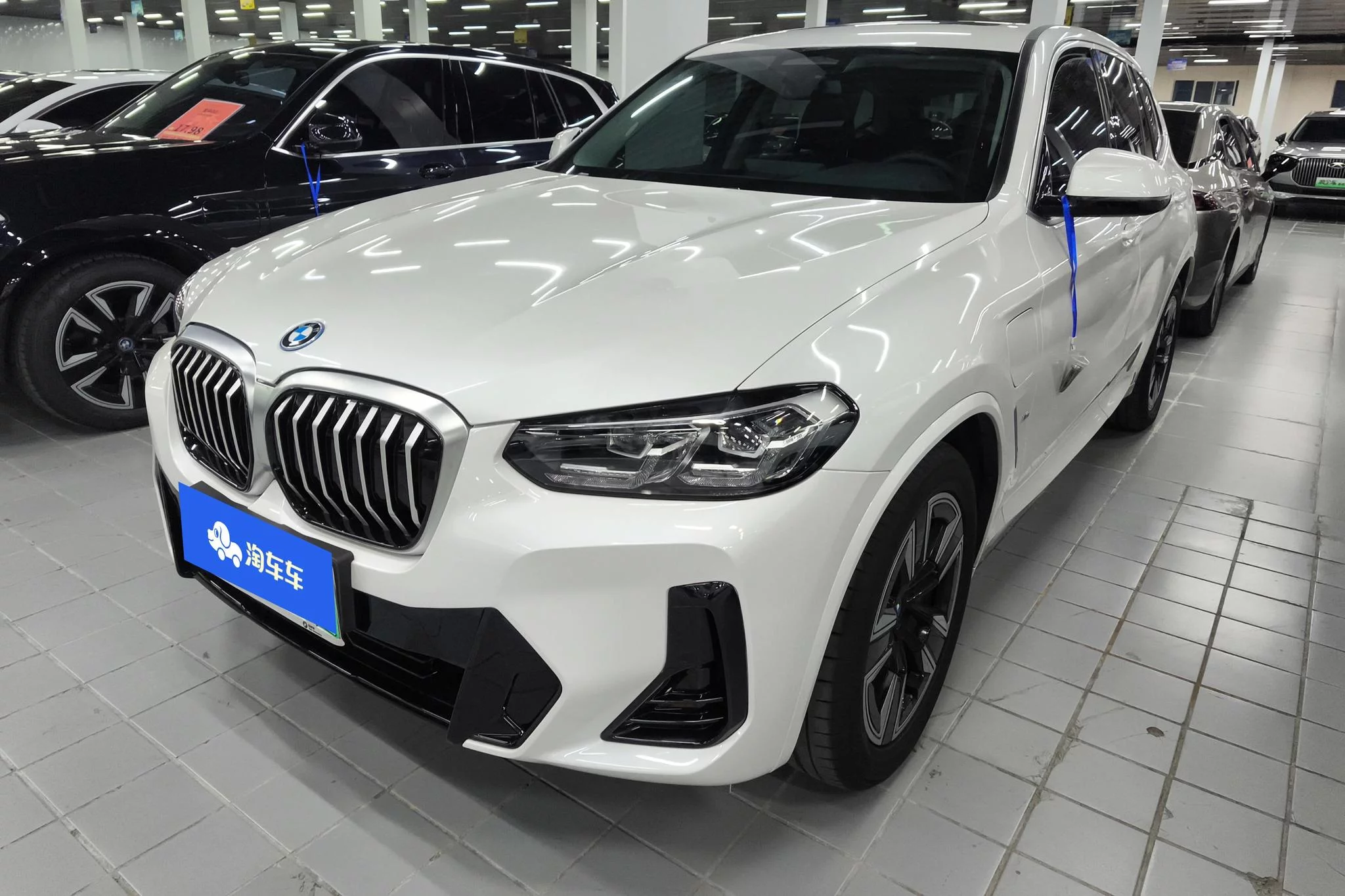 BMW iX3