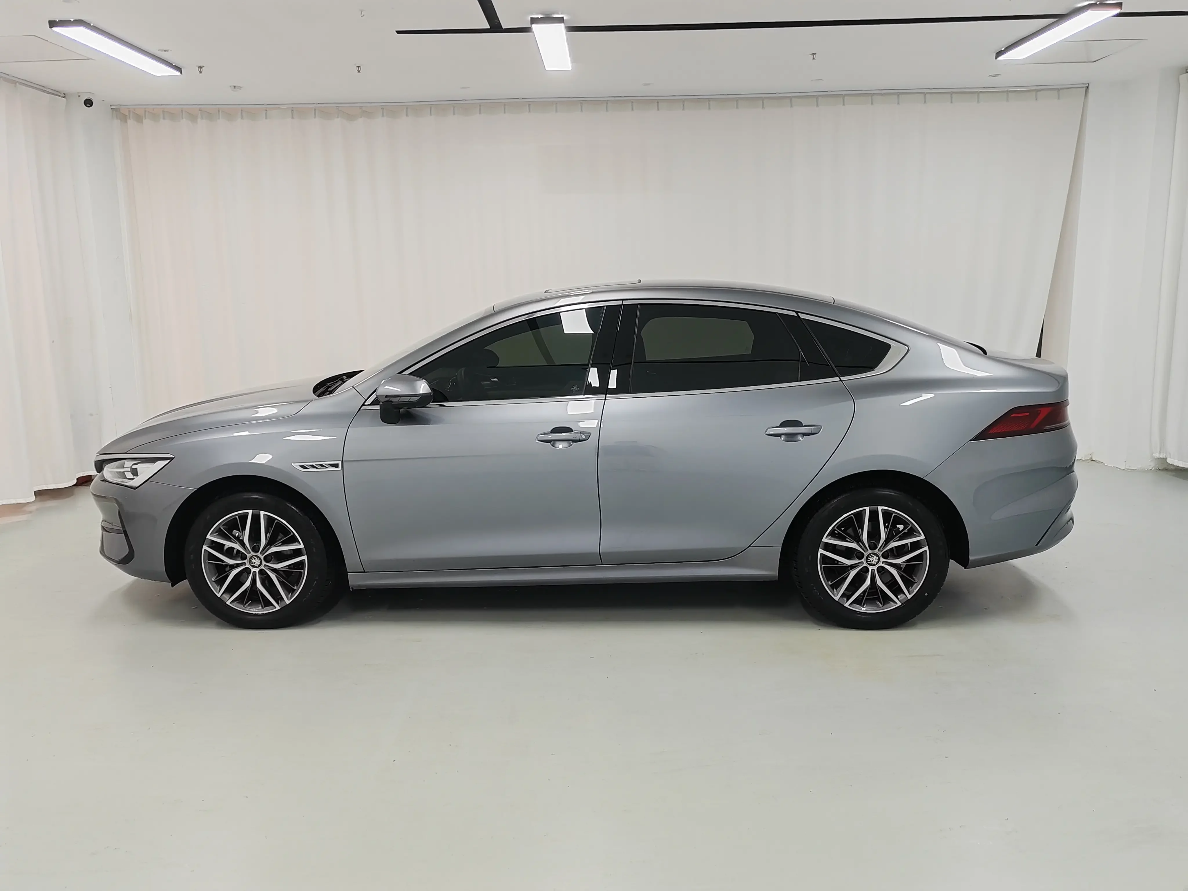BYD Qin PLUS EV