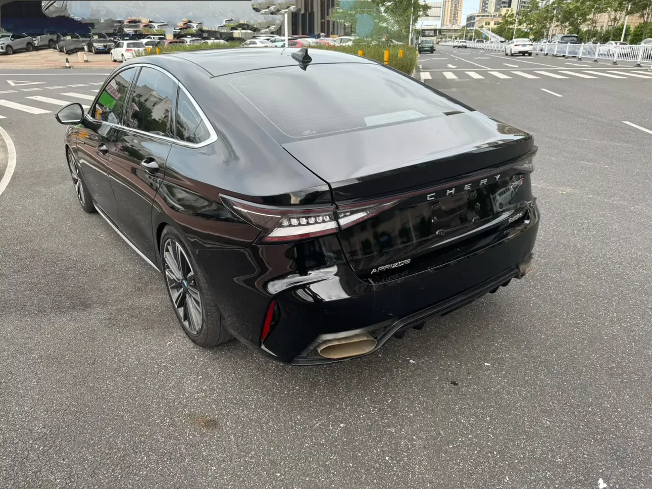Chery Arrizo 8