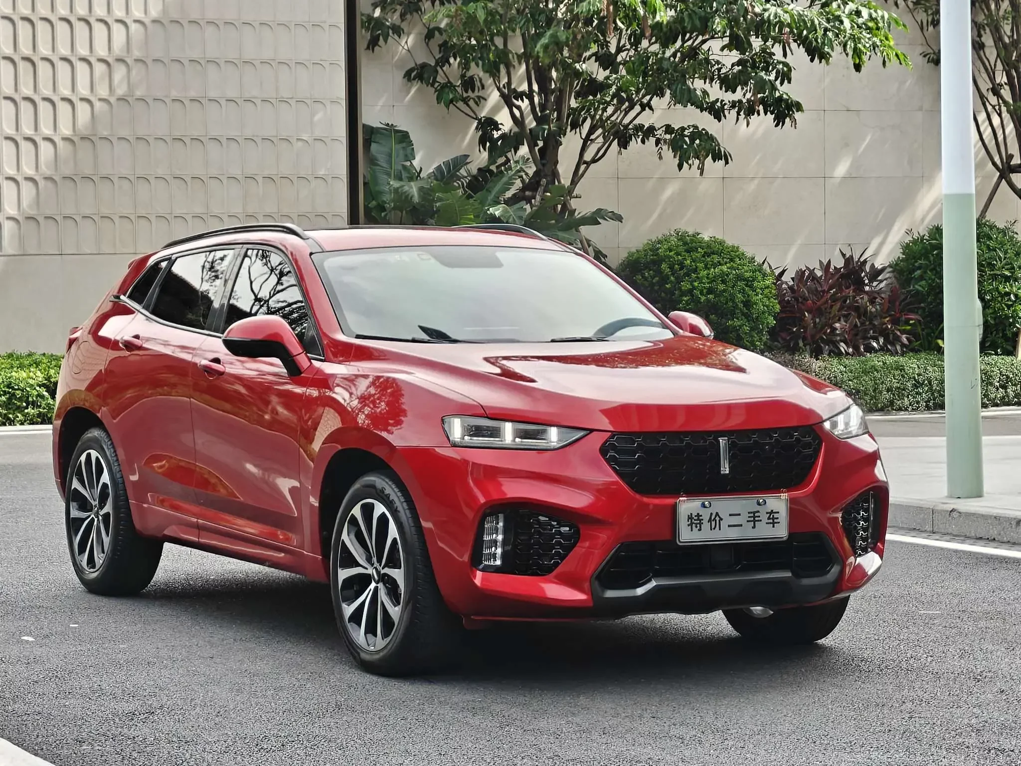 Wey Wei brand VV7