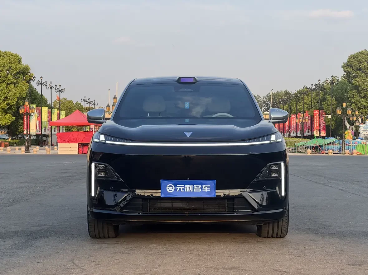 Deepal Dark blue S09