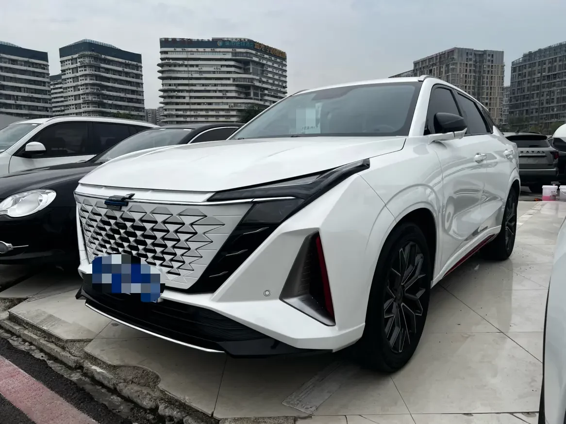 Oshan Changan Auchan Z6