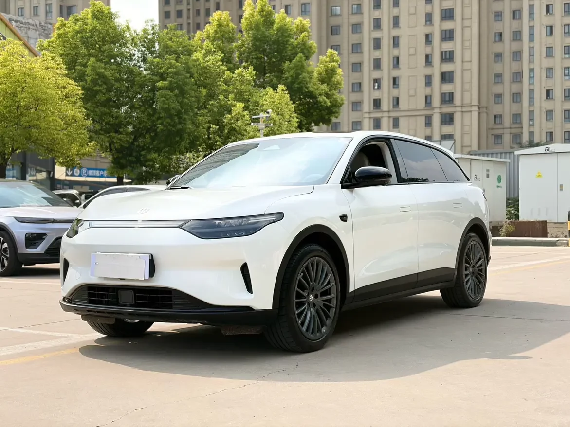 Leapmotor C11