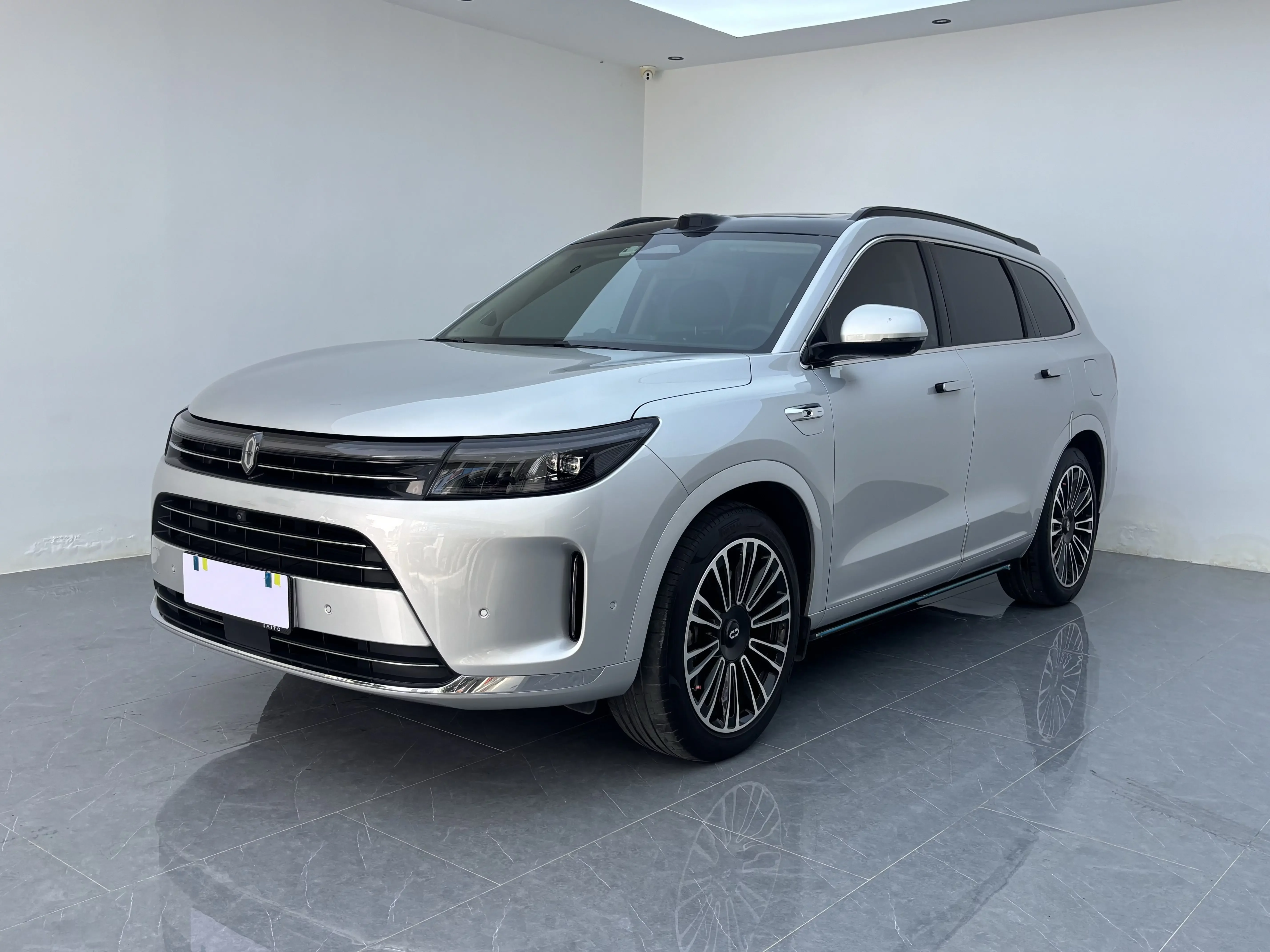 AITO M7
