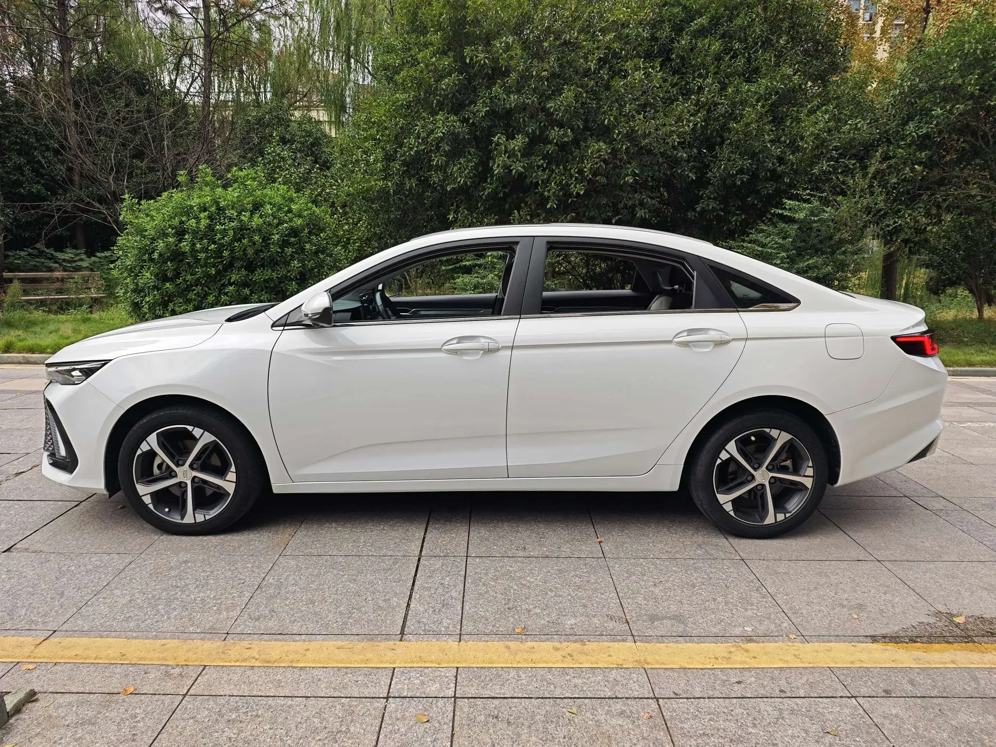 Geely Emgrand L
