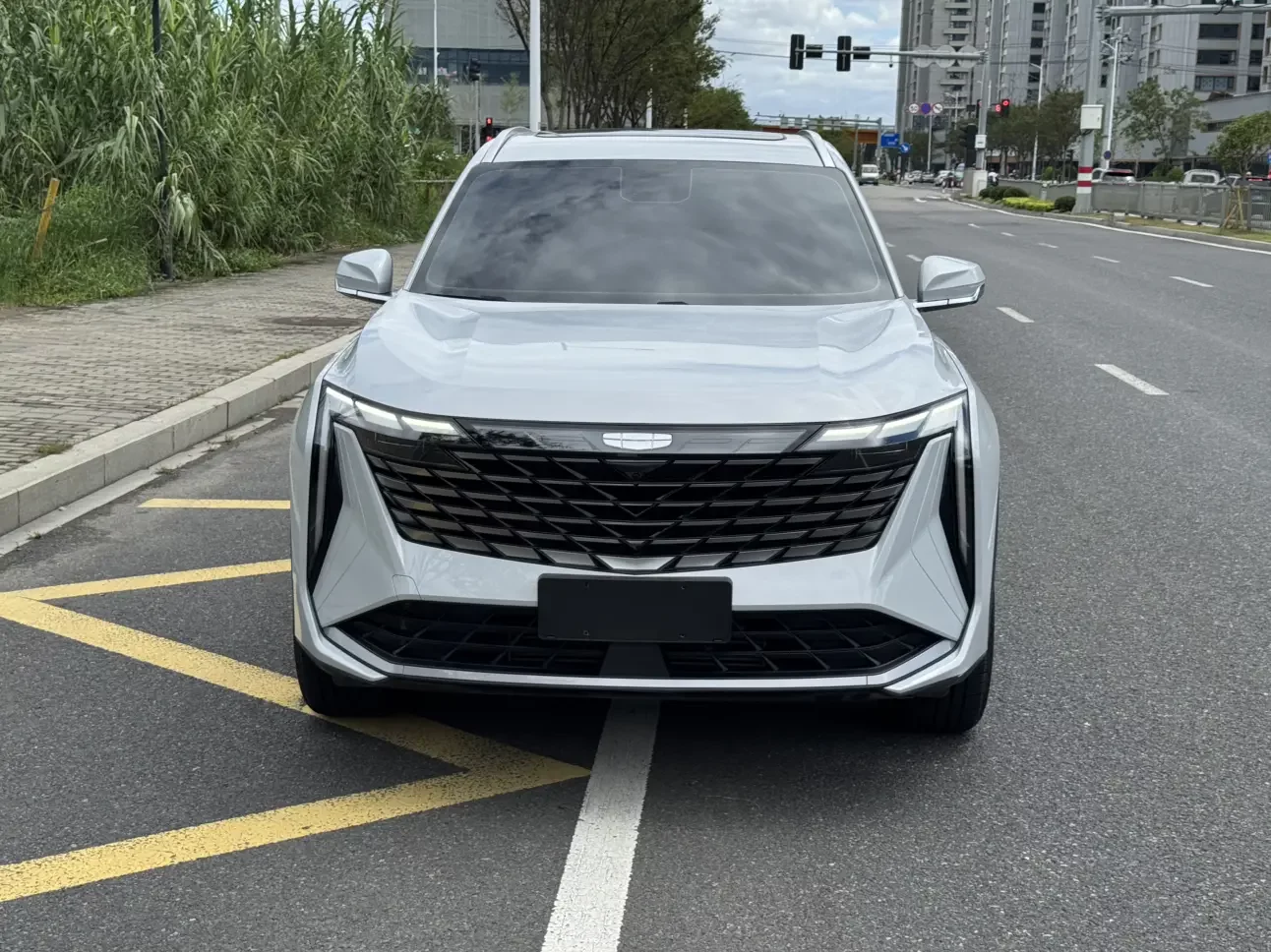 Geely Atlas L
