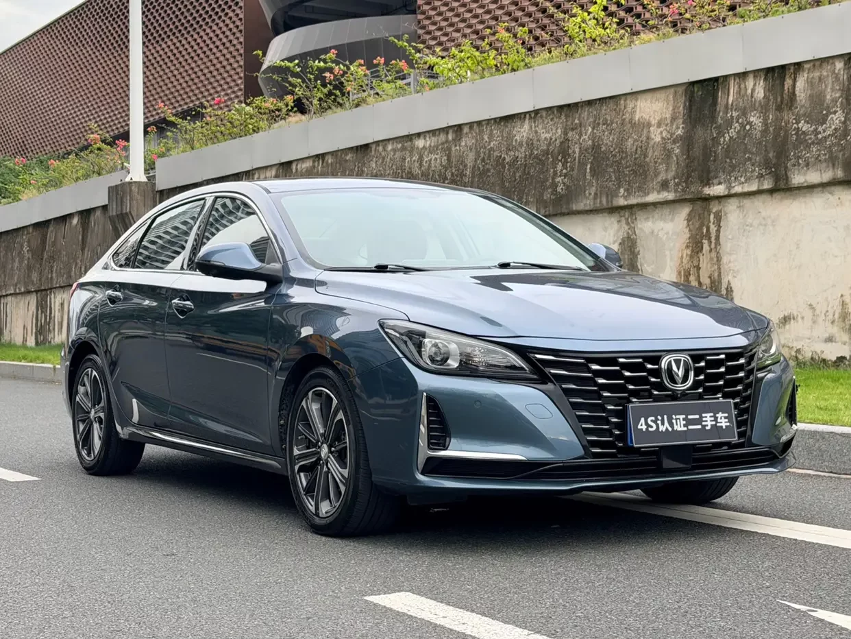 Changan Raeton CC