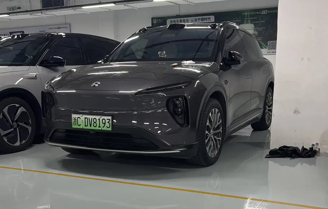 NIO ES6