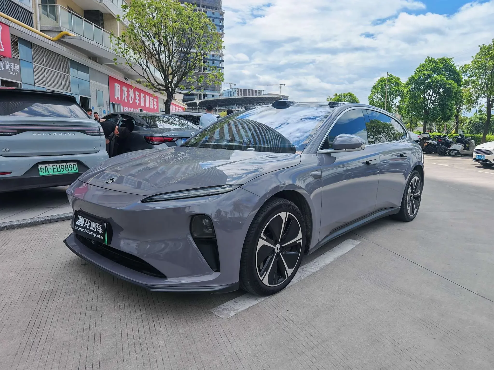 NIO ET5T