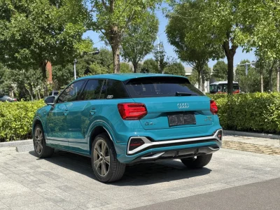 Audi Q2L