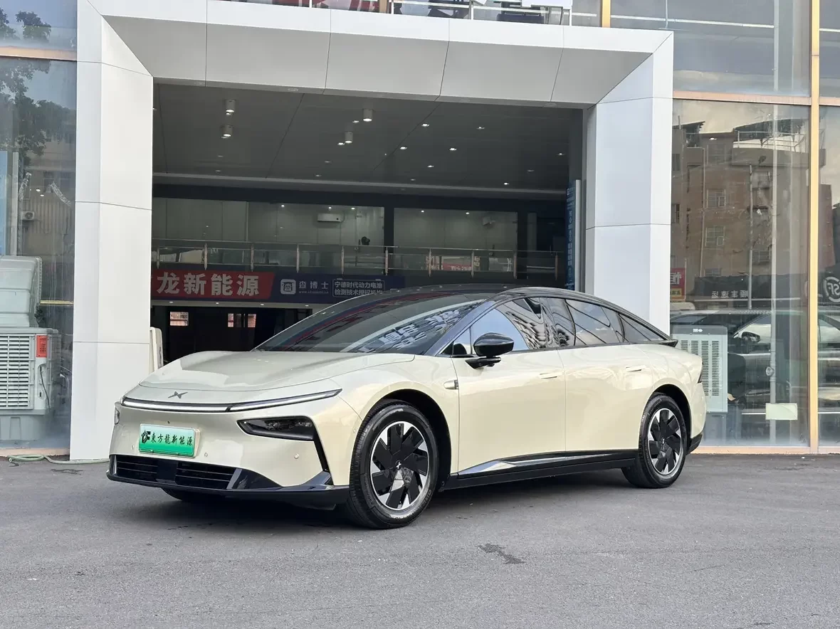 XPeng P7+
