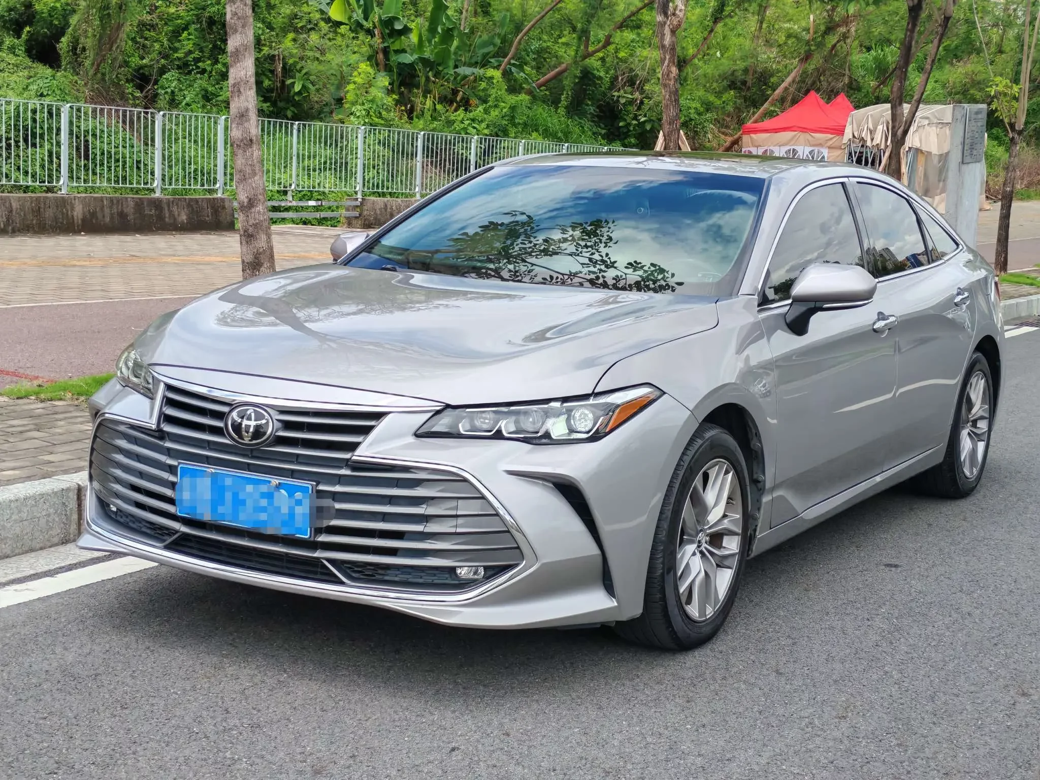 Toyota Avalon