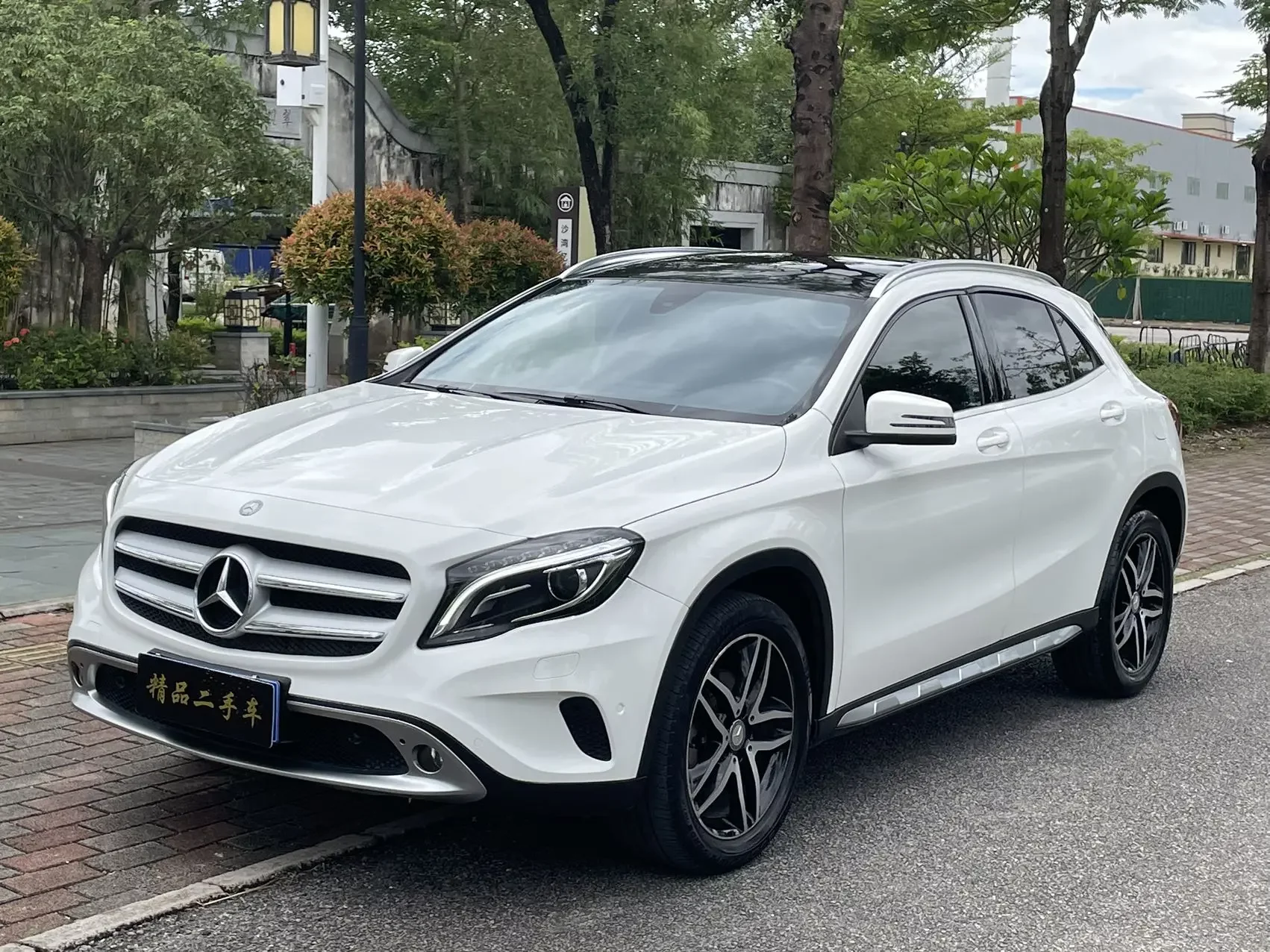 Mercedes-Benz GLA