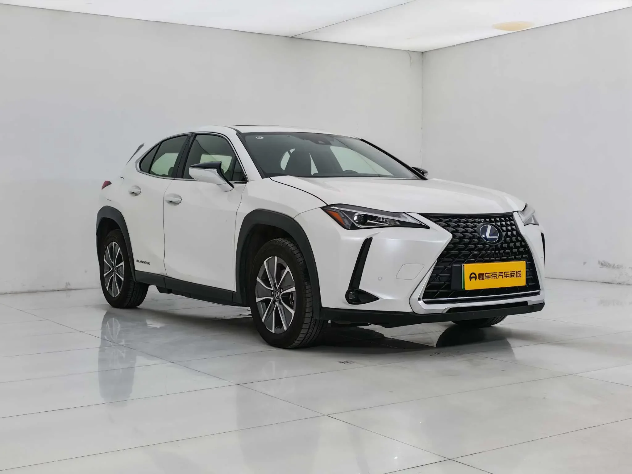 Lexus UX EV
