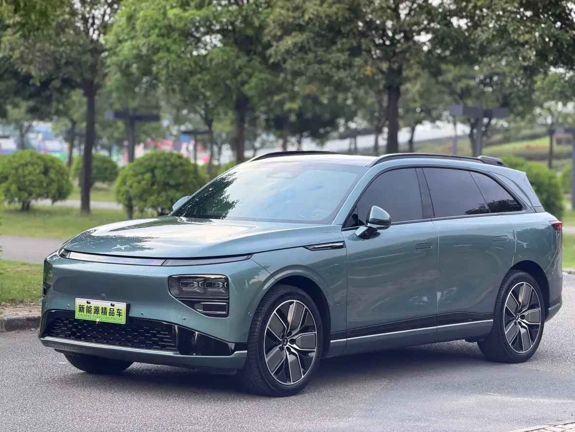 XPeng G9