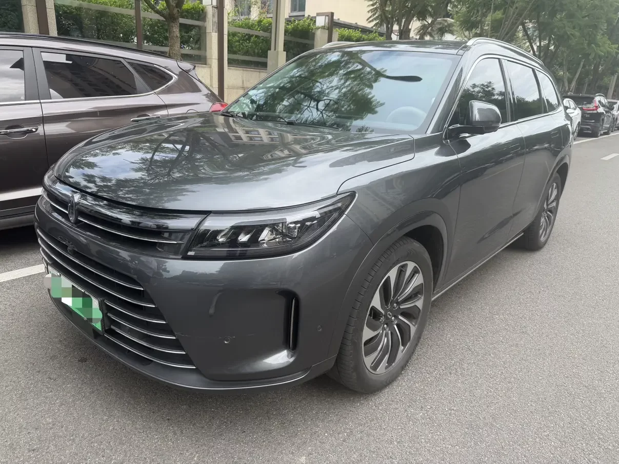 AITO M7