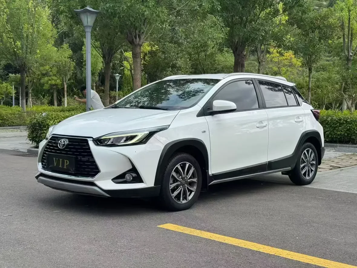 Toyota Yaris L