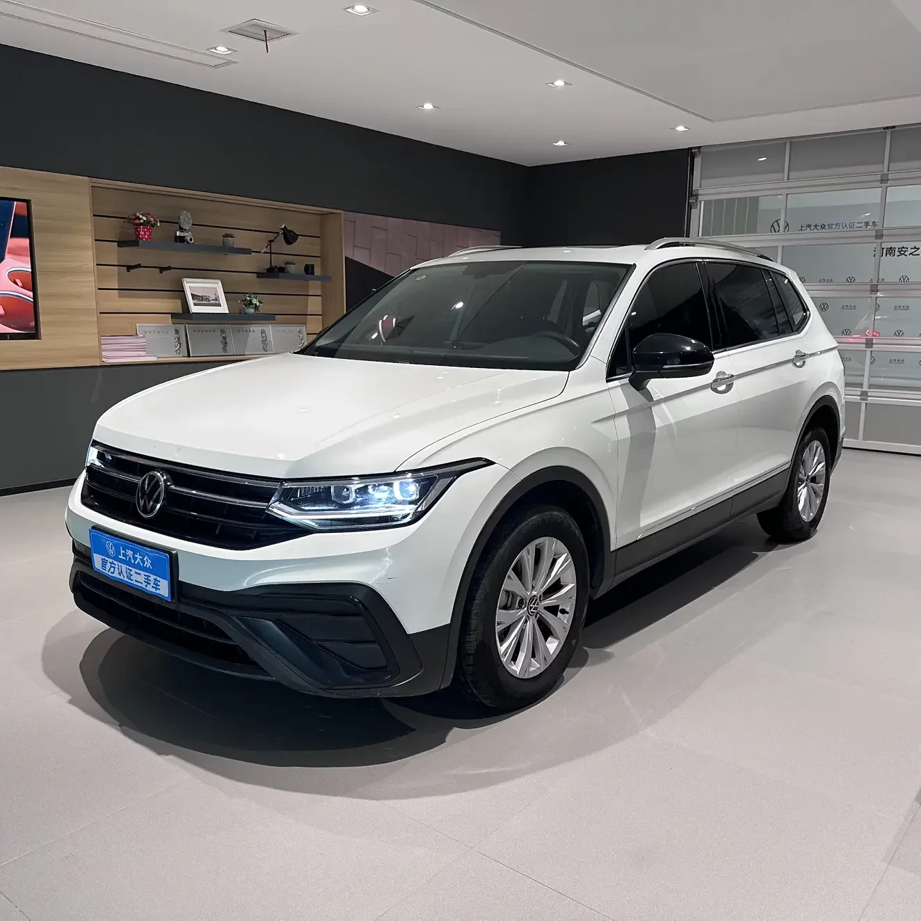 Volkswagen Tiguan L