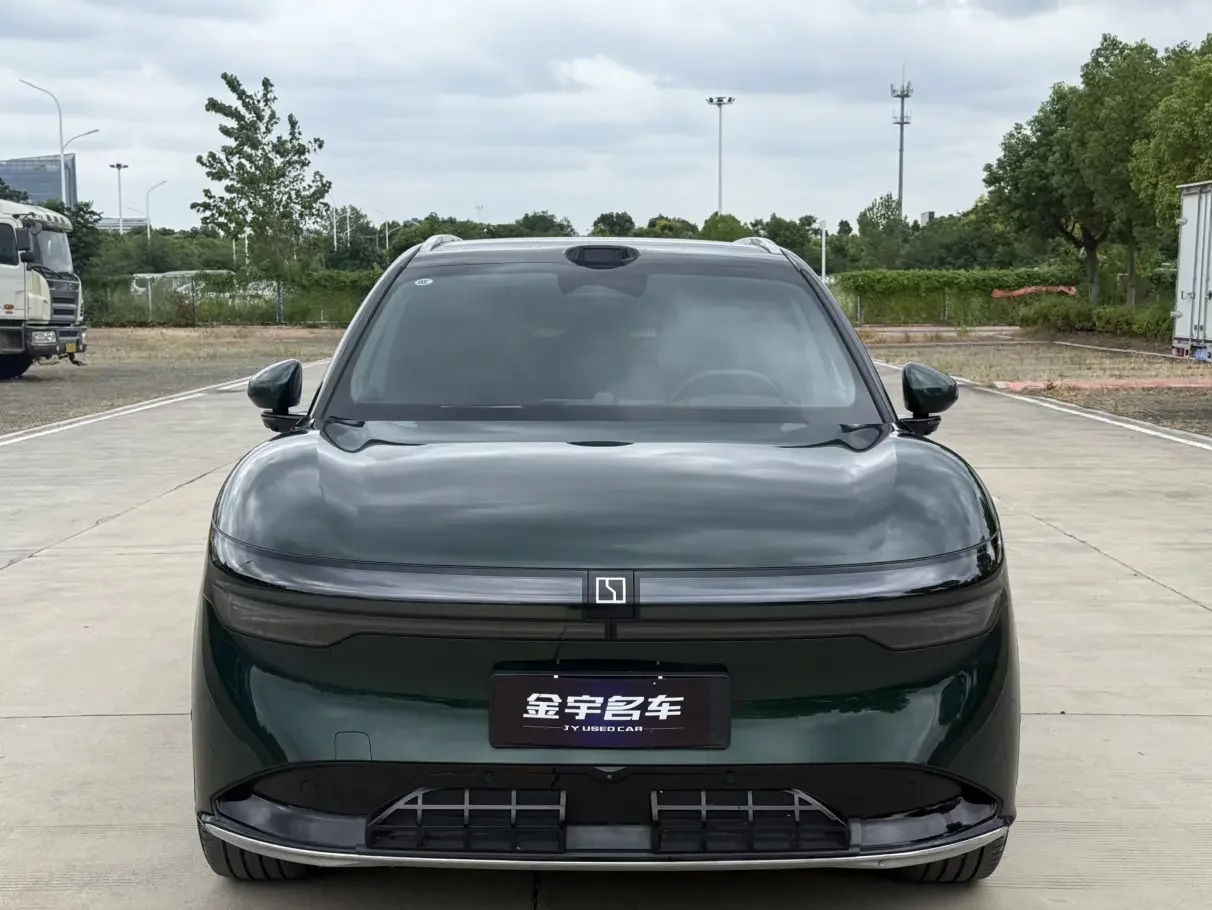 ZEEKR 7X