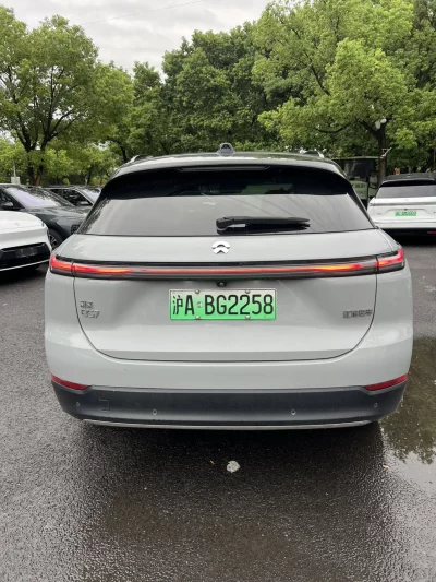 NIO ES7