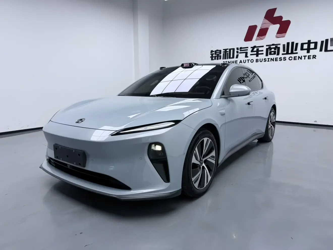 NIO ET5