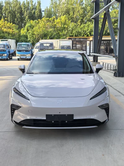 Rising Auto Feifan F7