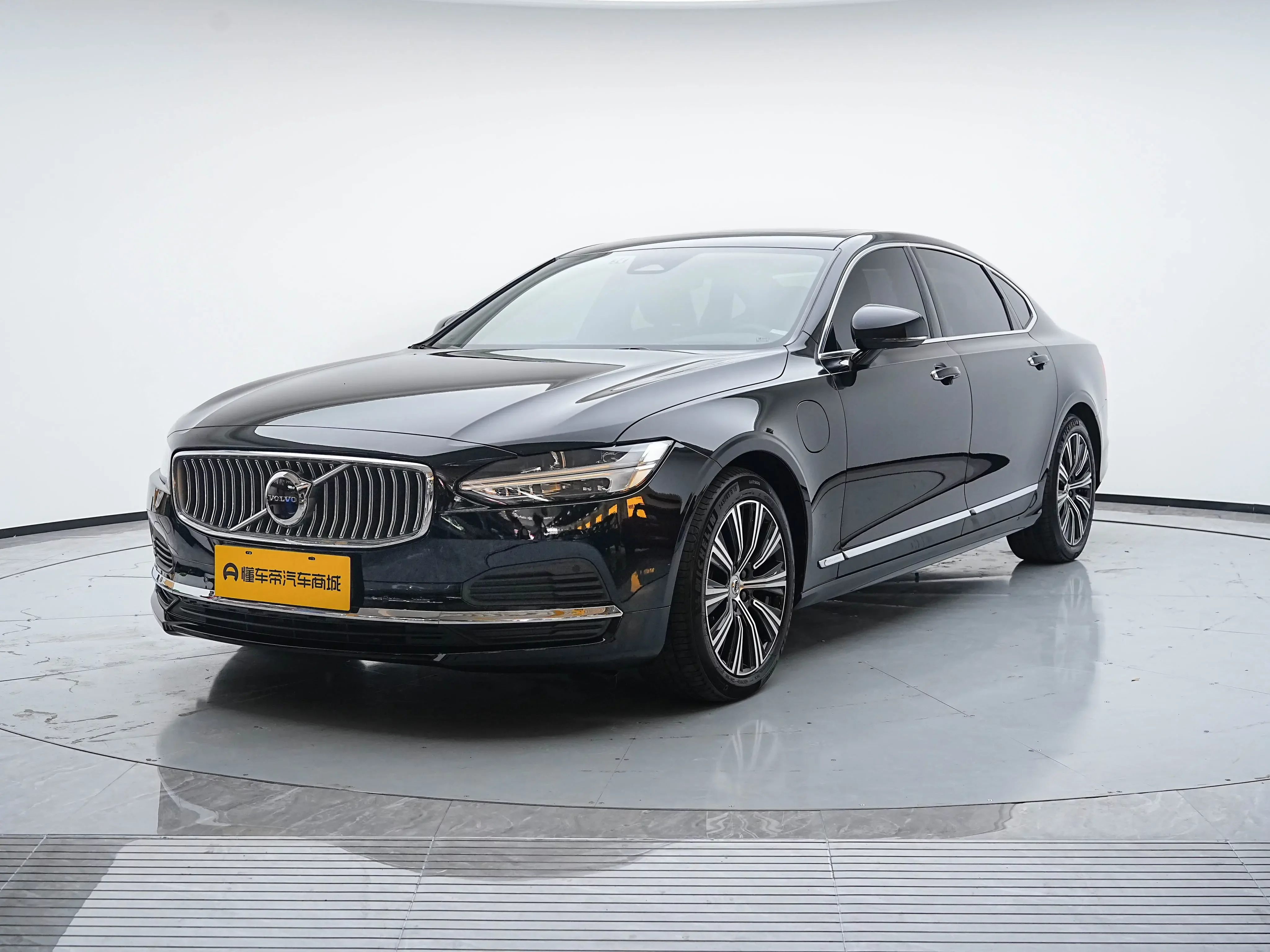 Volvo S90 PHEV