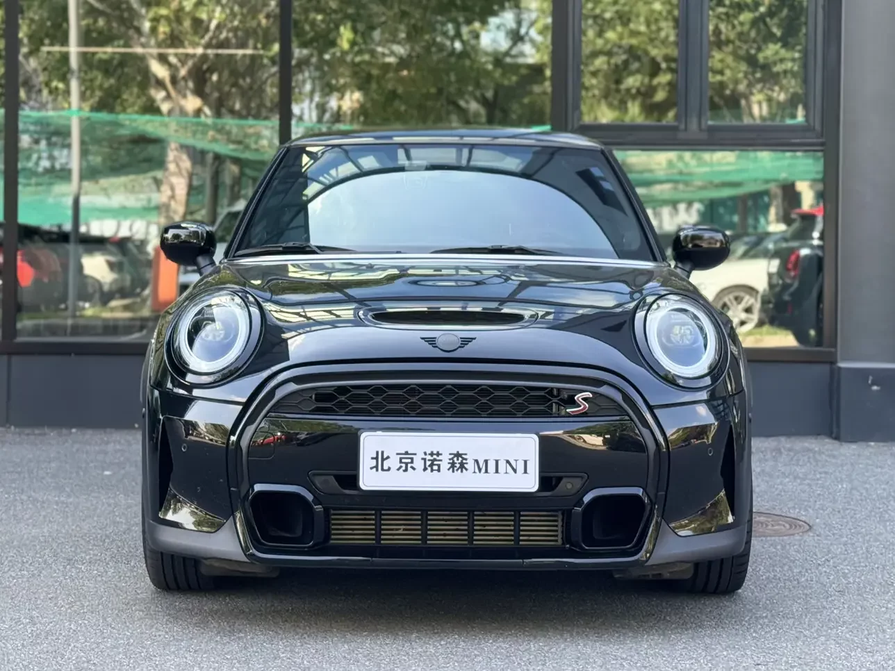MINI MINI