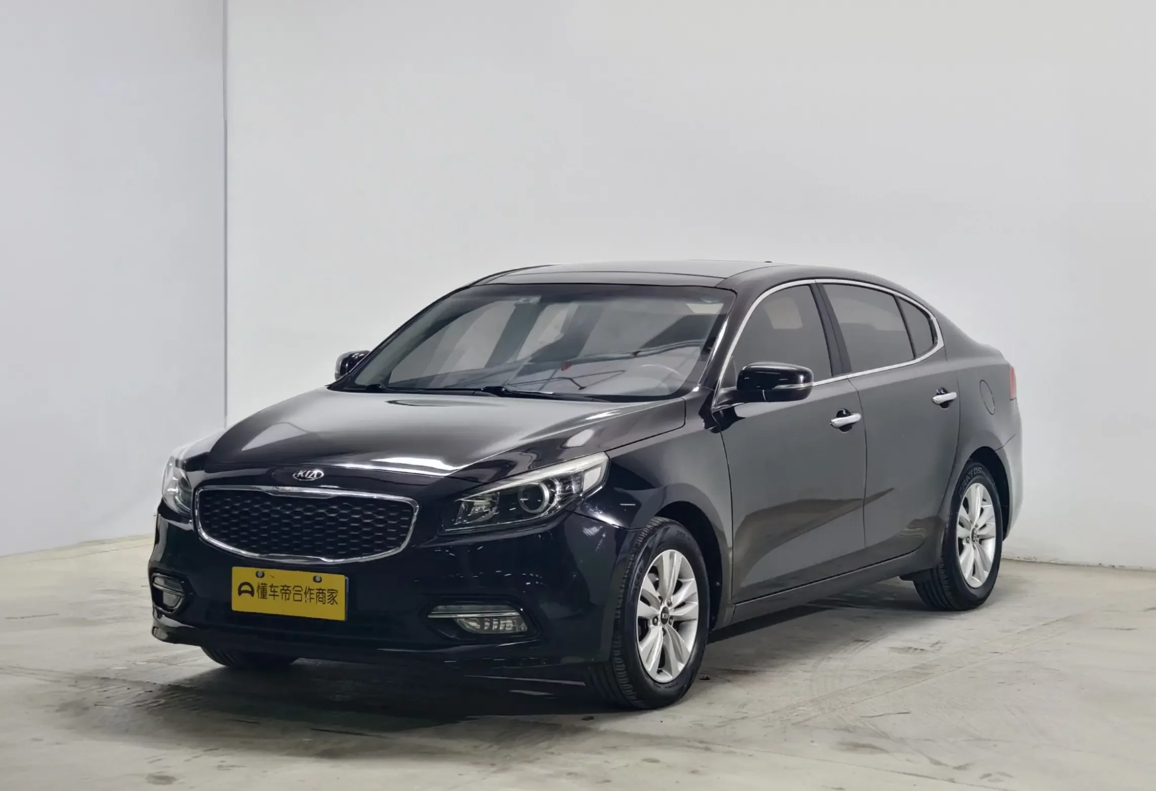 Kia K4