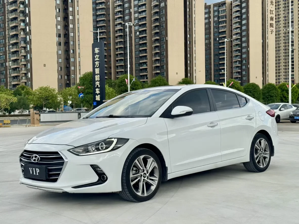 Hyundai Elantra Lingdong
