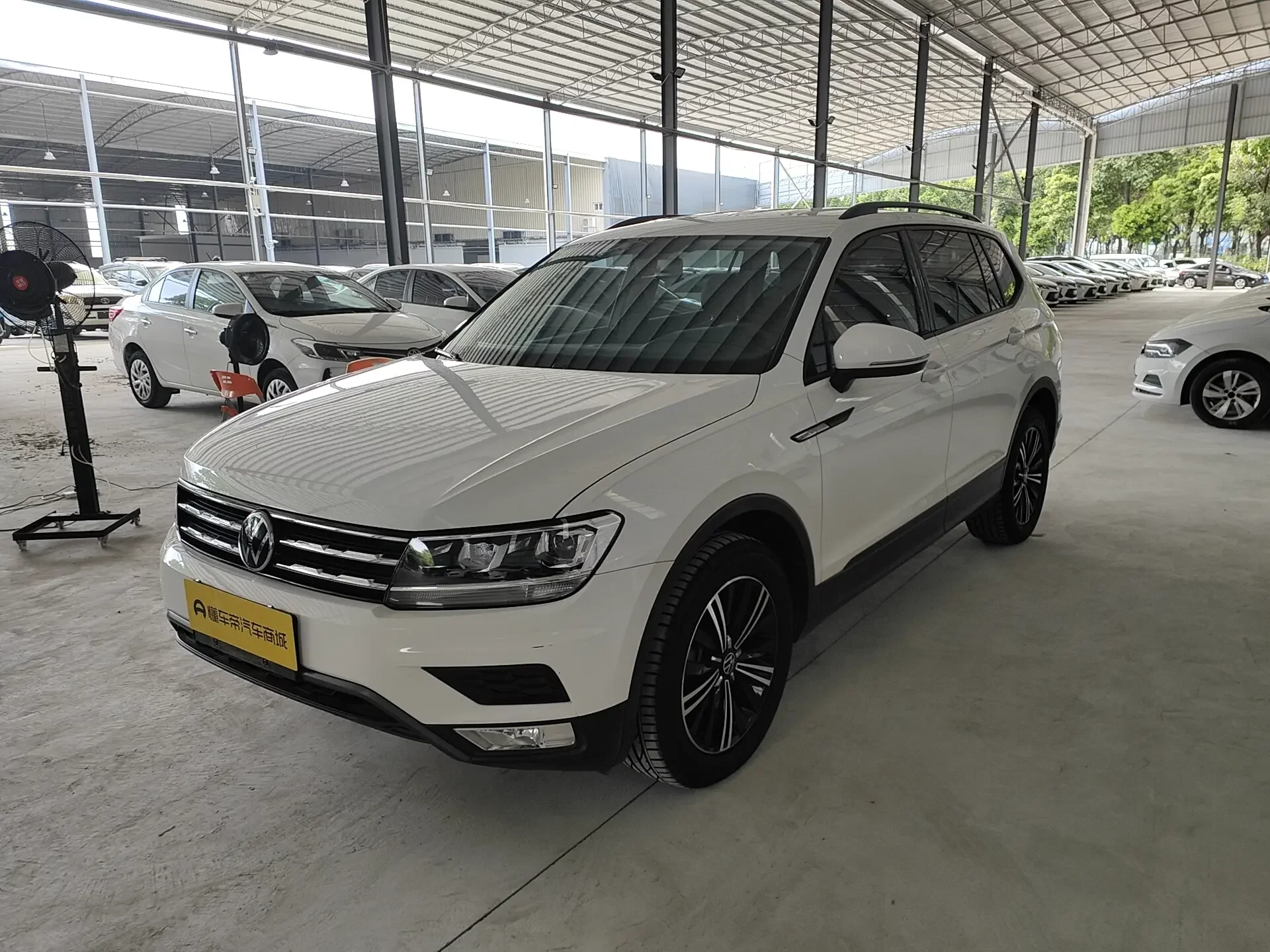 Volkswagen Tiguan L