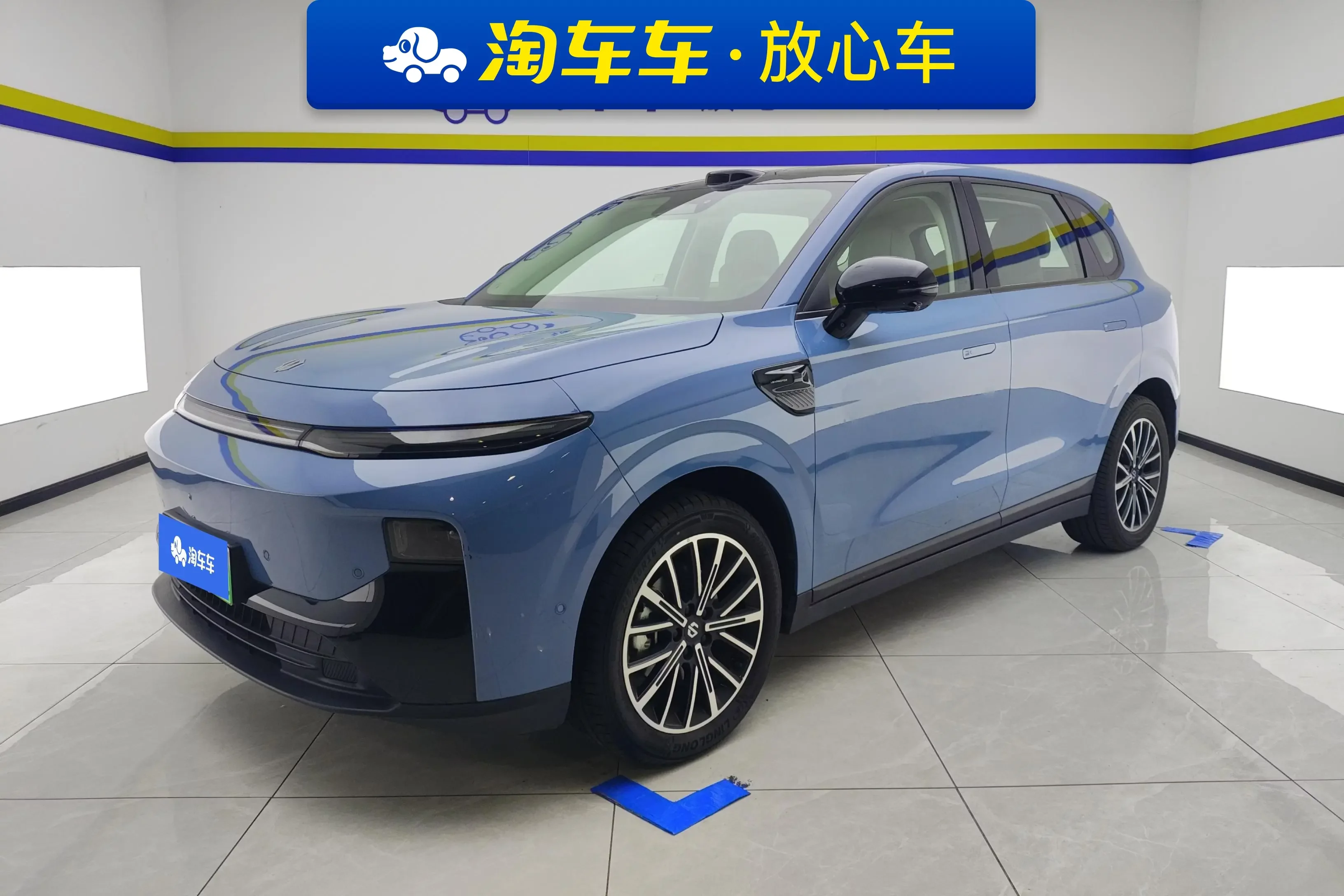 Leapmotor B10