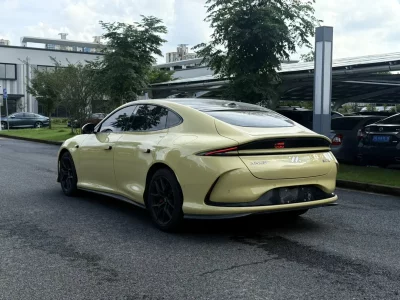 IM Motors Zhiji L6