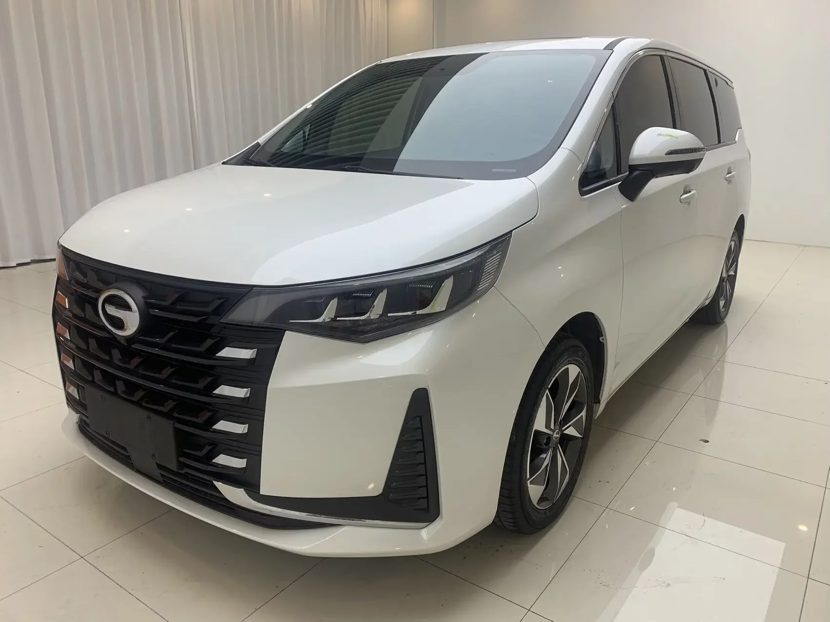GAC TRUMPCHI M6