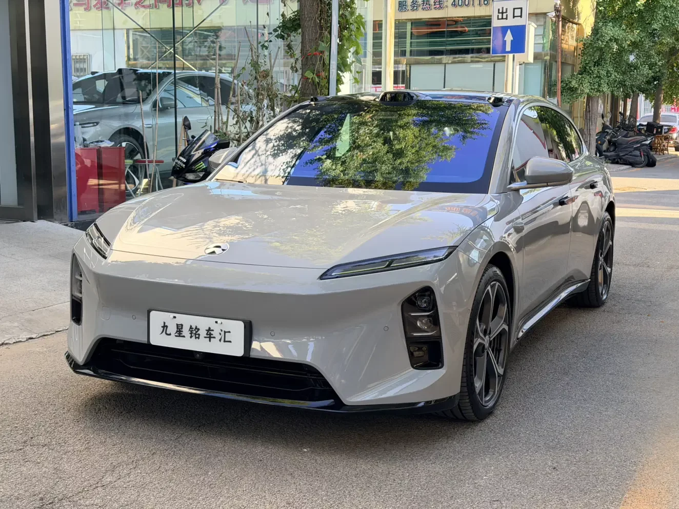 NIO ET5T