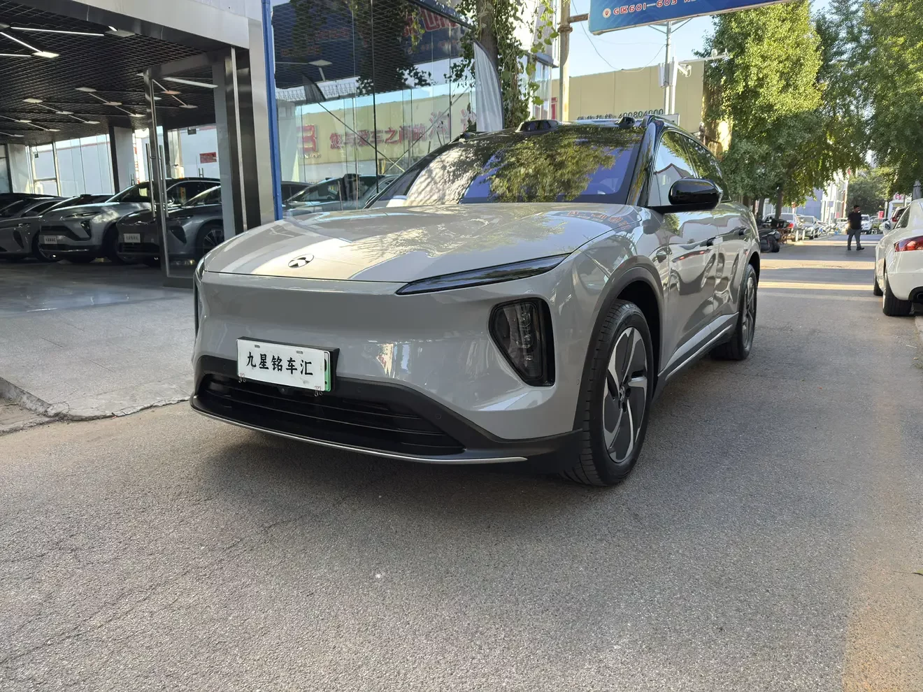 NIO ES6