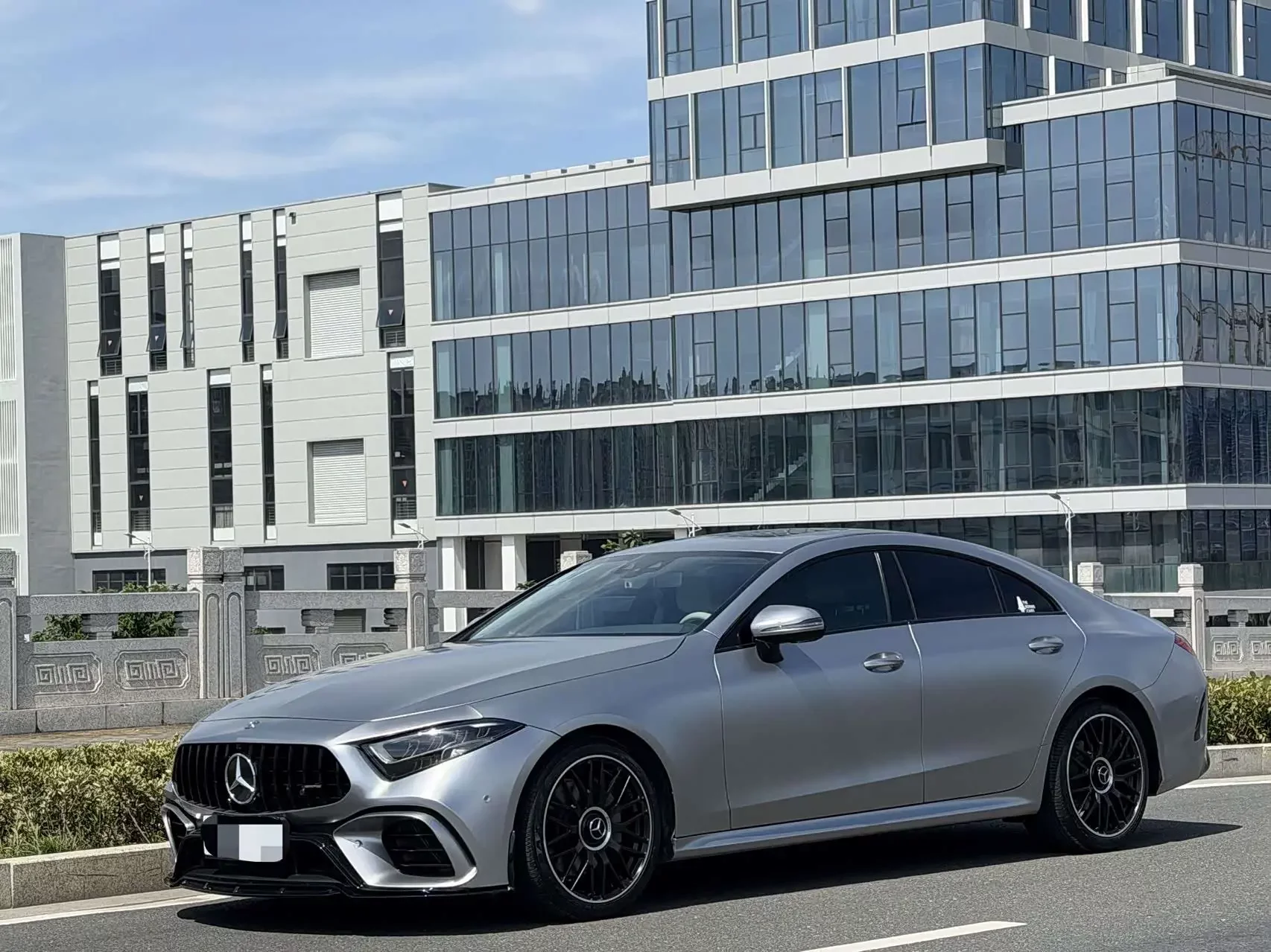 Mercedes-Benz CLS