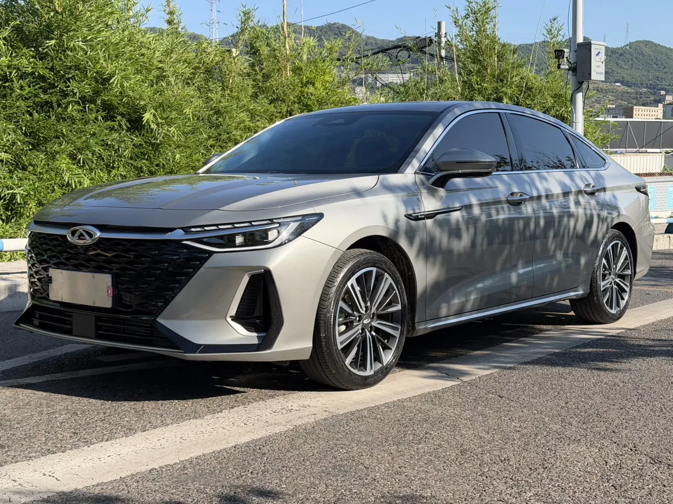 Chery Arrizo 8