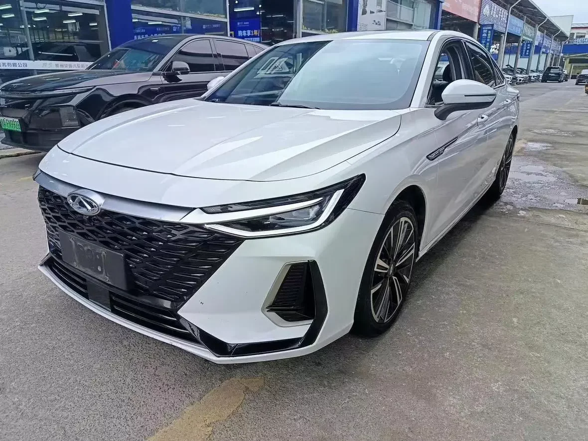 Chery Arrizo 8