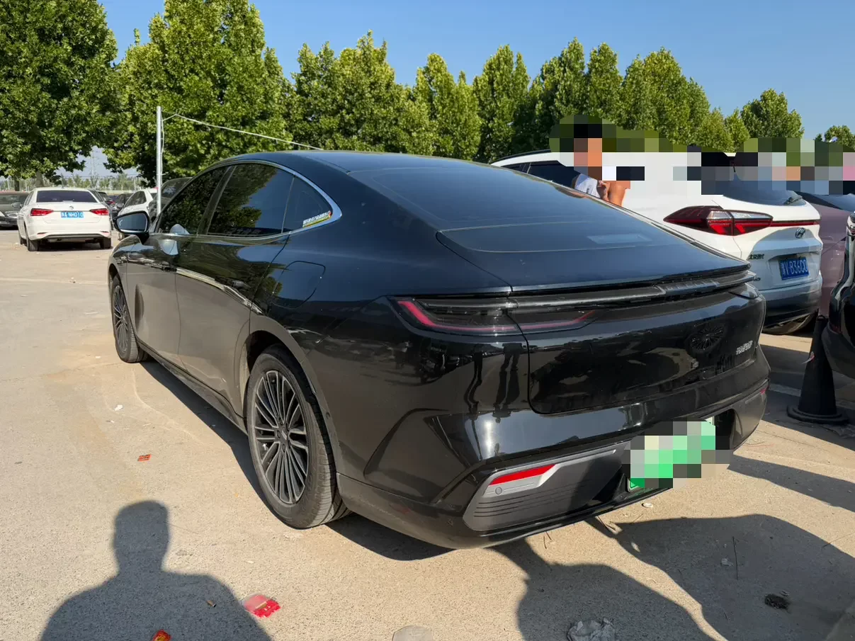Geely Galaxy Star 8 PHEV