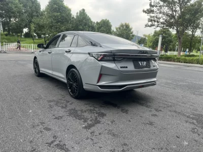 Dongfeng Yixuan MAX