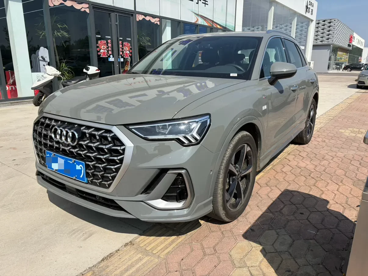 Audi Q3