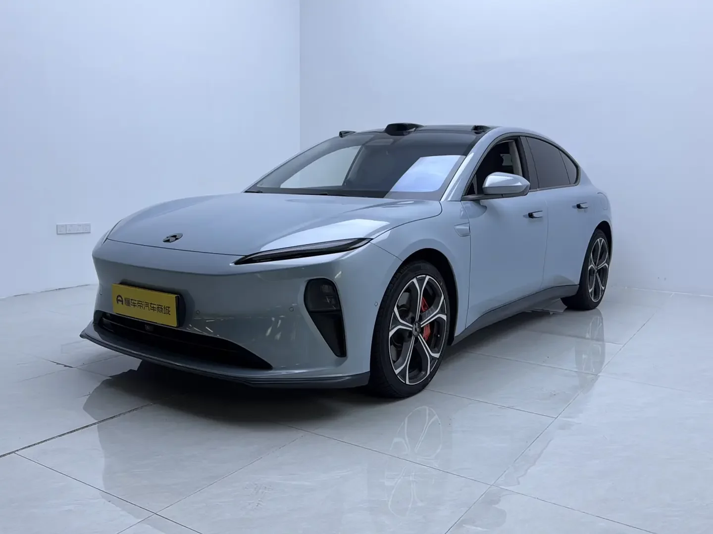 NIO ET5