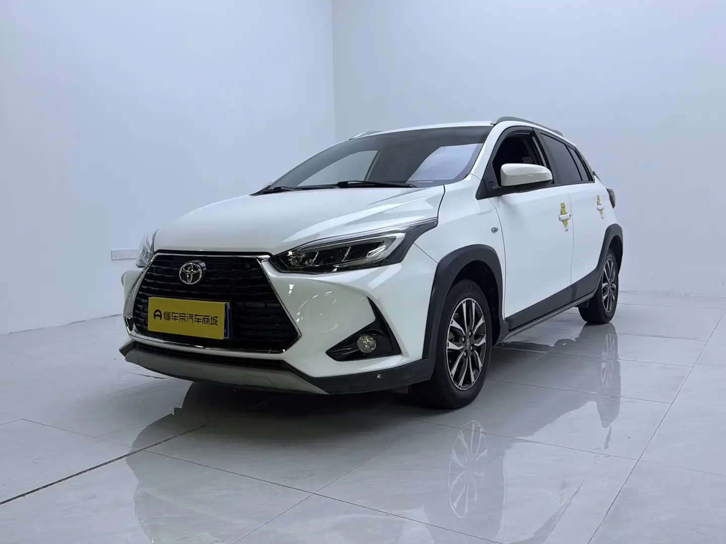 Toyota Yaris L