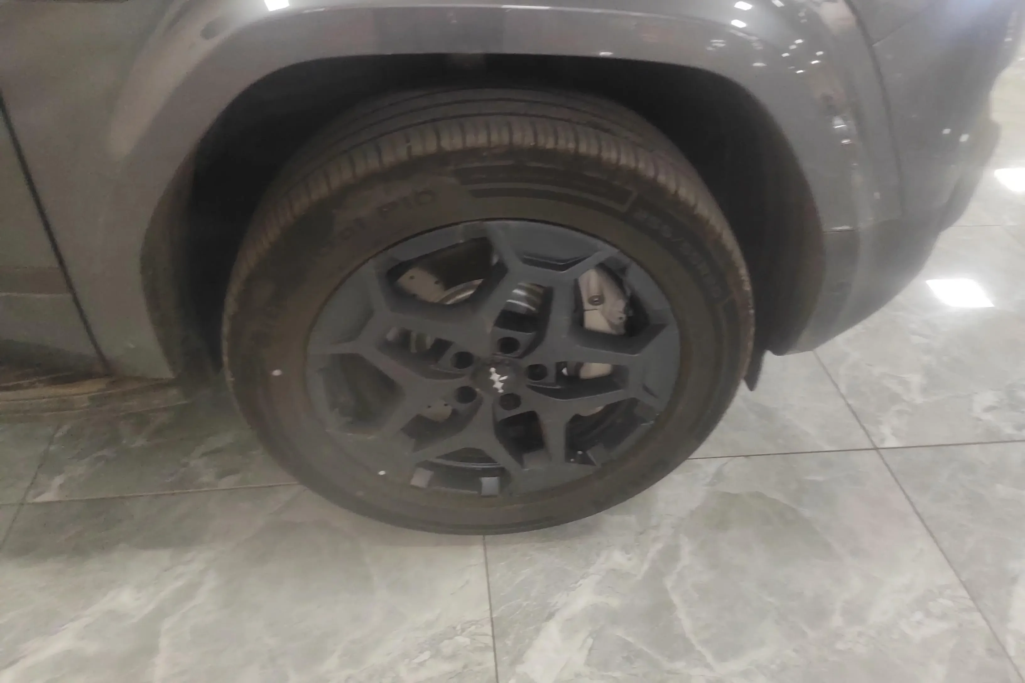 BYD Leopard Titanium 7 PHEV