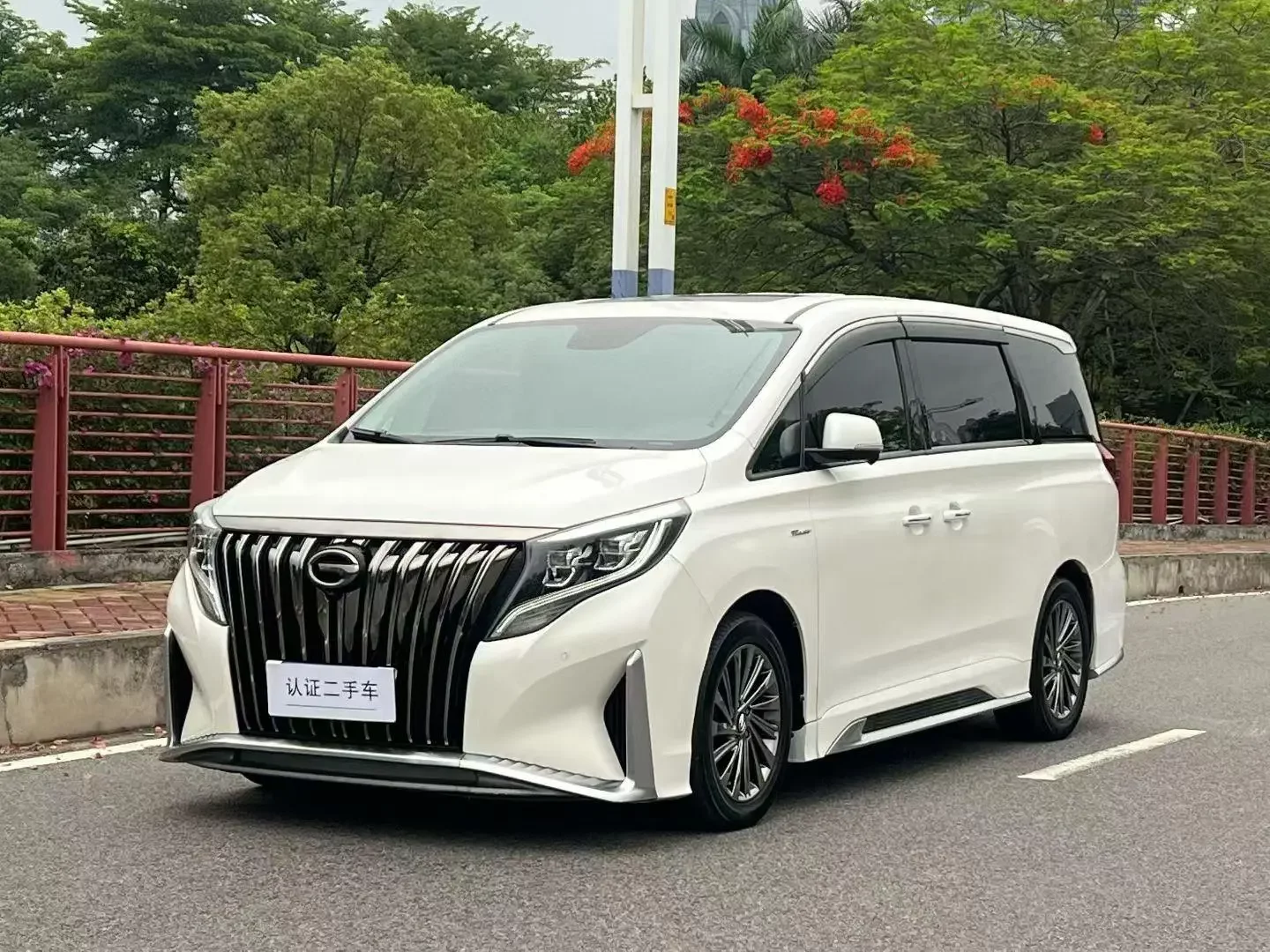 GAC Trumpchi M8