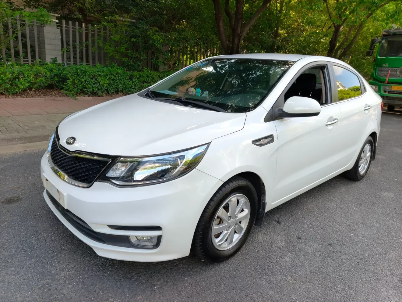 Kia K2