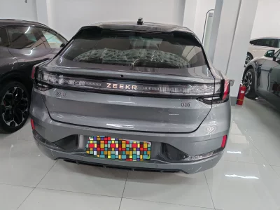 ZEEKR 001