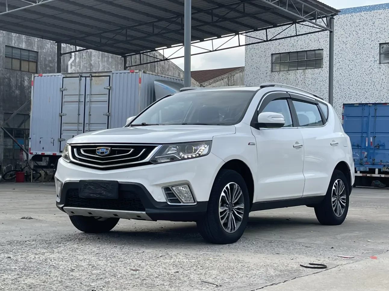 Geely Vision X6
