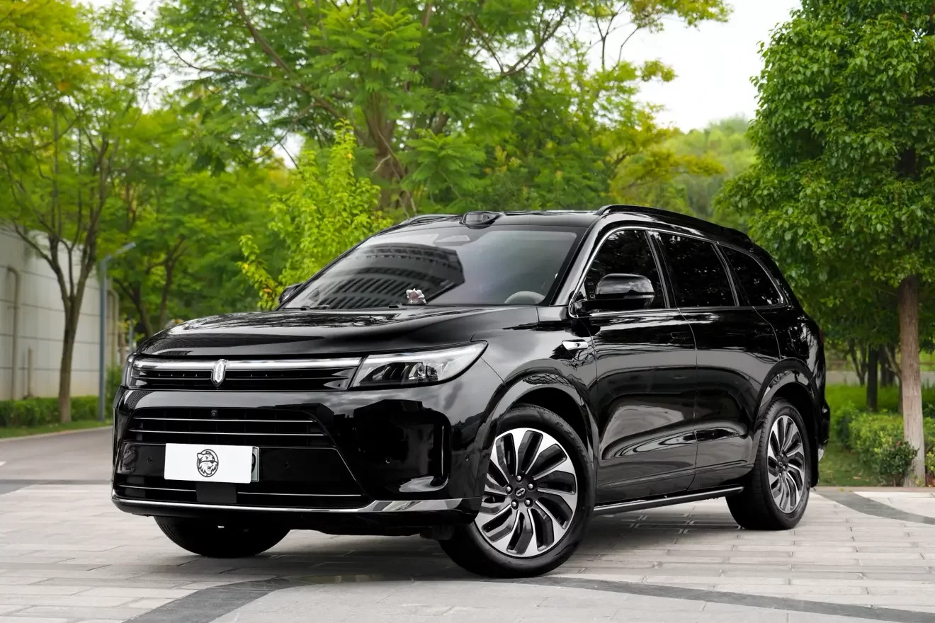 AITO M7